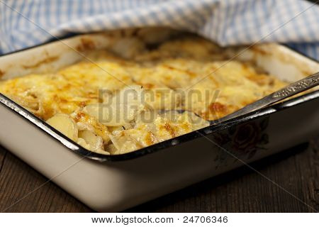 Картофельный гратен Dauphinoise