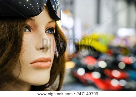 Head Of A Female Mannequin With Glasses