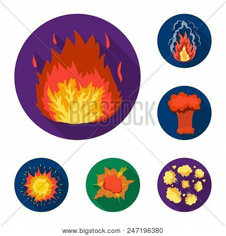 Different Explosions Flat Icons In Set Collection For Design.flash And Flame Vector Symbol Stock  Il