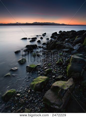 Tramonto sulle rocce