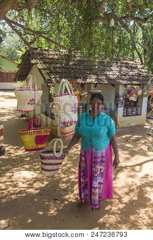 Matara, Sri Lanka - January 25, 2014: Unindentified Woman Selling Bags At Matara District In Sri Lan