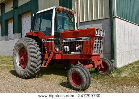 Fargo, North Dakota, June 27, 2018:  The Red International Harvester 186 Tractor The 406 Red Interna