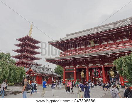 Tokyo, Japan - September 28, 2017 : Hozomon, Treasure House Gate, Is The Famous Tourist Destination 