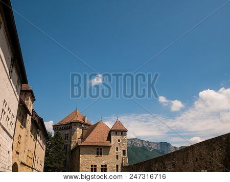 Tracking Shot On Annecy Castle, France Very Nice