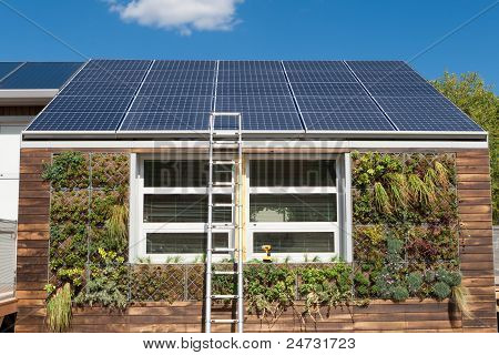 Solar Home onder reparatie Ladder grijs watersysteem