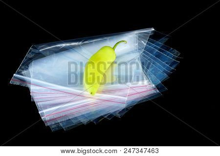 Locked Refrigerator Bag To Store Food In The Refrigerator, Keeping Food In The Locked Refrigerator B