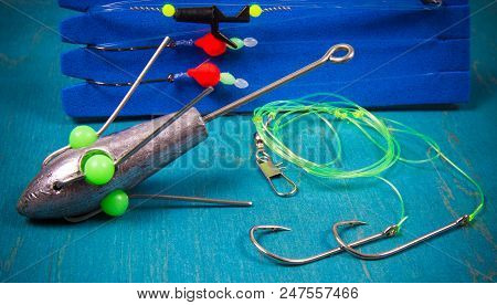 Surfcasting - Sea Fishing Accessories. Methods Of Sea Fishing.