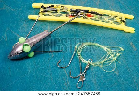 Surfcasting - Sea Fishing Accessories. Methods Of Sea Fishing.