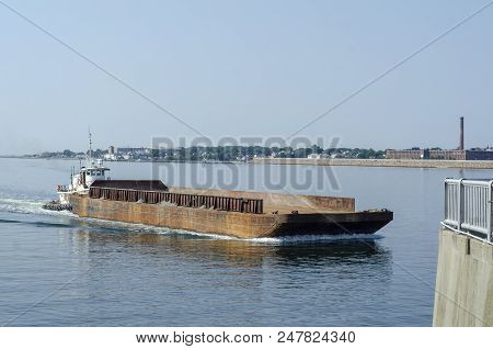 New Bedford, Massachusetts, Usa - July 2, 2018: Tug Sirius Approaching New Bedford Hurricane Barrier