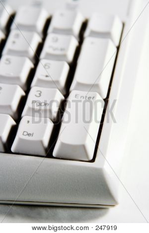 Stolní klávesnici zadejte červená