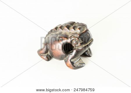 Typical Vintage Oriental Wooden Frog Musical Instrument Souvenir