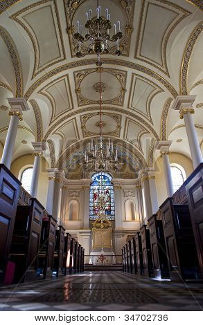 Kirken af St. Giles-in-the-fields i London