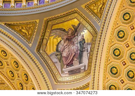 Budapest, Hungary - August 20, 2017: Elements Of Architecture And Interior In The Basilica Of St. St