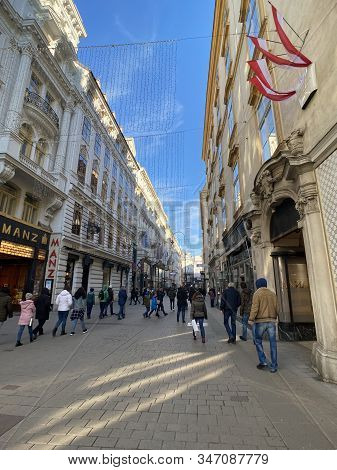 Vienna, Austria - January 12, 2019: Kohlmarkt Is A Popular Historic Shopping Street Between Michaele