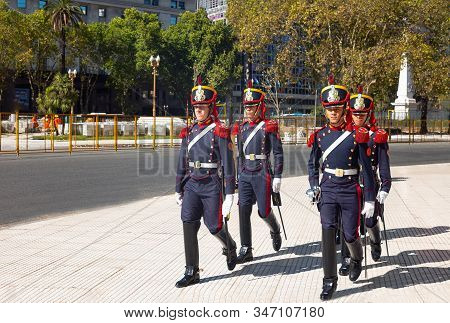 Buenos Aires, Argentina - January 20, 2018: Soldiers Marching In The Plaza De Majo, In Front Of The 