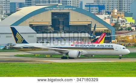 Saigon, Vietnam - Sep 7, 2019. 9v-scg Boeing 787-10 Dreamliner Singapore Airlines Taxiing On Runway 