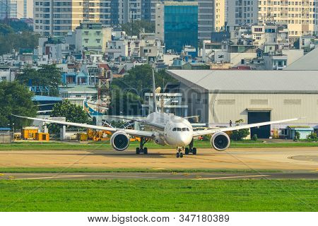 Saigon, Vietnam - Sep 7, 2019. 9v-scg Boeing 787-10 Dreamliner Singapore Airlines Taxiing On Runway 