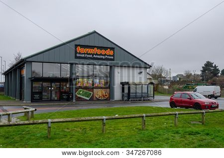 Mold, Uk: Jan 22, 2020: Farmfoods Are A Supermarket Chain Which Specialises In Frozen Foods. Founded