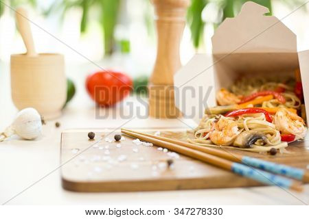 Thai Food Pad Thai. Noodles With Shrimp, Vegetables And Sesame With Soy Sauce