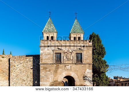 The New Bisagra Gate In The Ramparts Of Toledo, Spain