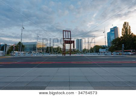 Place Des Nations židle přední Ženeva