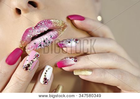 Creative Lip Makeup And Trendy Nail Art Manicure With Rhinestones.matte Nail Design With A Gradient 