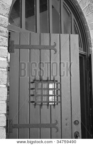 Porta stile fortezza spagnola