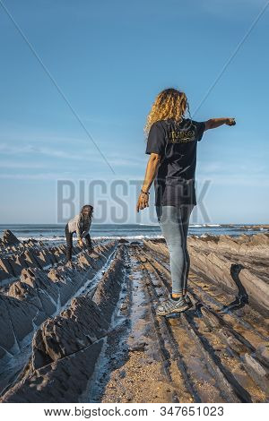 Deba, Gipuzkoa / Spain »; January 26, 2020: Two Young People Visiting Sakoneta