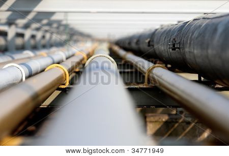 Petrol boru grubu