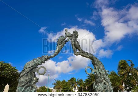 PLAYA DEL CARMEN, QUINTANA ROO, MEXICO - DECEMBER 27, 2016 Portal Maya sculpture in Mayan riviera of Mexico. 16 meters high and 16 ton of weight by Jose Arturo Tavarez Padilla.
