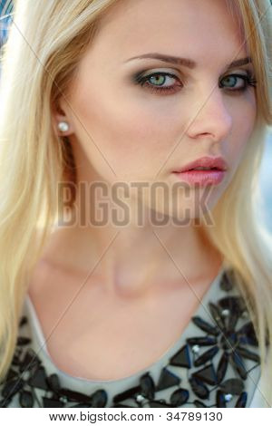 Donna di ritratto con make-up