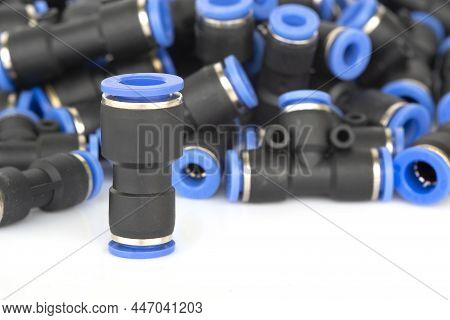 Pneumatic Fittings Are Available In Various Sizes For Air And Water Pipes. Used In The Industry On A