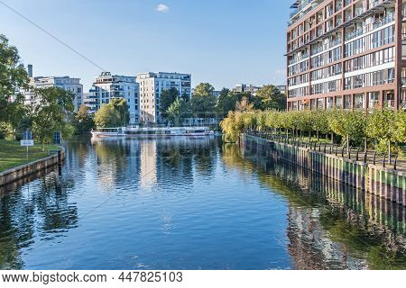Berlin, Germany - October 7, 2021: Banks Of The Landwehr Canal Salzufer And Einsteinufer With Modern