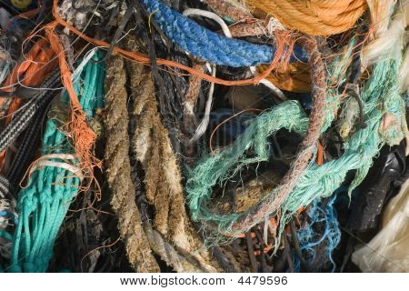 Mucchio di corde e reti da pesca