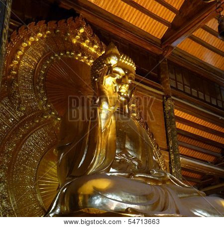 Buddha statue in Bai Dinh temple
