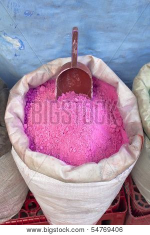 Color powder