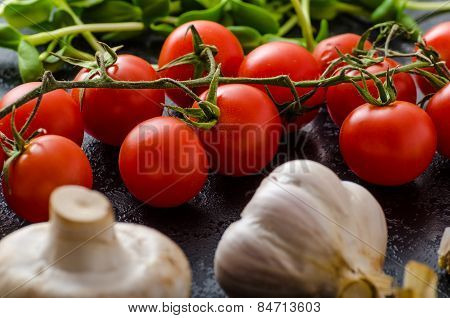 Bio Garlic, Spices And Wild Mushrooms From The Home Garden