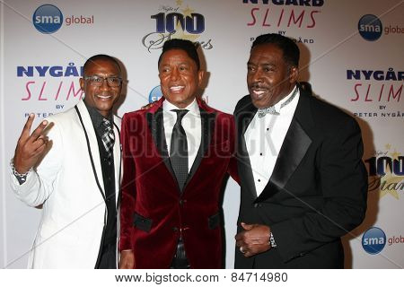 LOS ANGELES - FEB 22:  Tommy Davidson, Jermaine Jackson, Ernie Hudson at the Night of 100 Stars Oscar Viewing Party at the Beverly Hilton Hotel on February 22, 2015 in Beverly Hills, CA