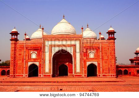 Masjid mosque near Taj Mahal mausoleum in Agra, India