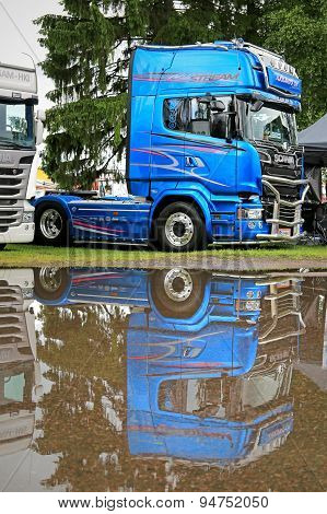 Scania Blue Stream R730 Limited Edition Truck Tractor