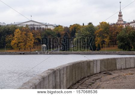 City park in golden colors of autumn