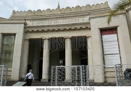 Fachada principal del Museo de Bellas Artes