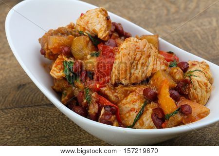 Turkey With Beans And Tomato
