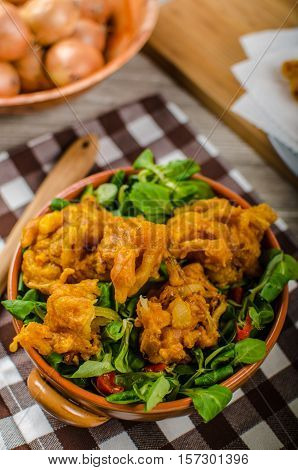 Crispy Onion Bhajis