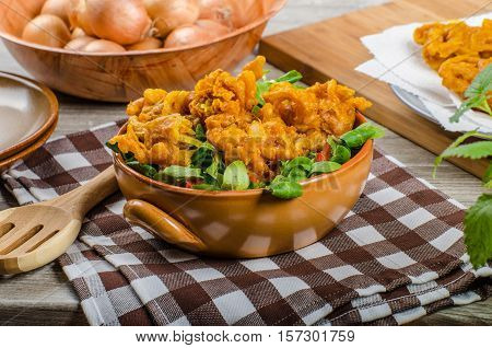 Crispy Onion Bhajis