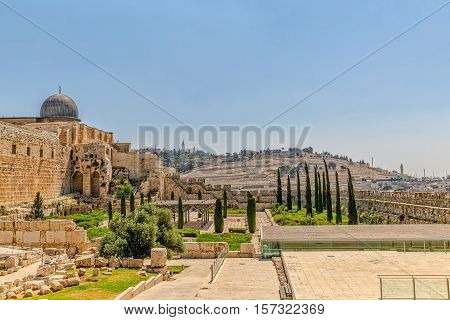 Panoramic view of the Solomon's temple remains and Al-Aqsa Mosque in Jerusalem, is believed by Muslims to be the second mosque on earth after the Kaba.