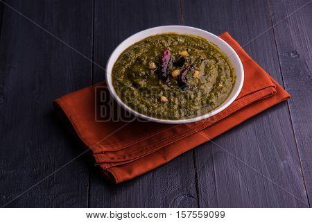 makki di roti and sarson ka saag, famous north indian food