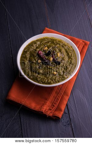 makki di roti and sarson ka saag, famous north indian food