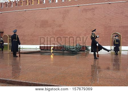 Monument to the Unknown Soldier in Moscow. the changing of the guard
