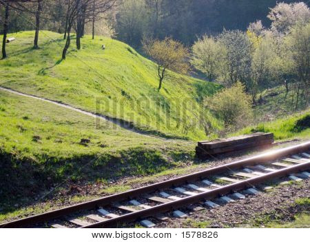 Ferroviária e primavera
